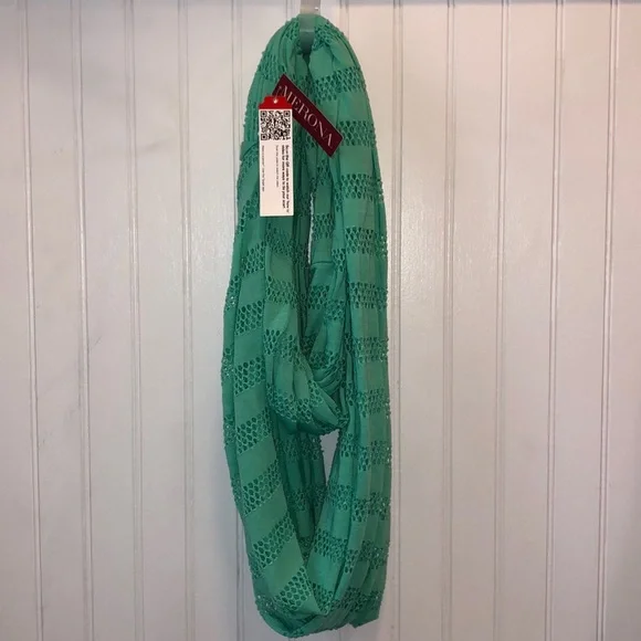 NWT! Infinity Lightweight Wrap Textured MERONA Spring Easter Green Scarf - Picture 5 of 6